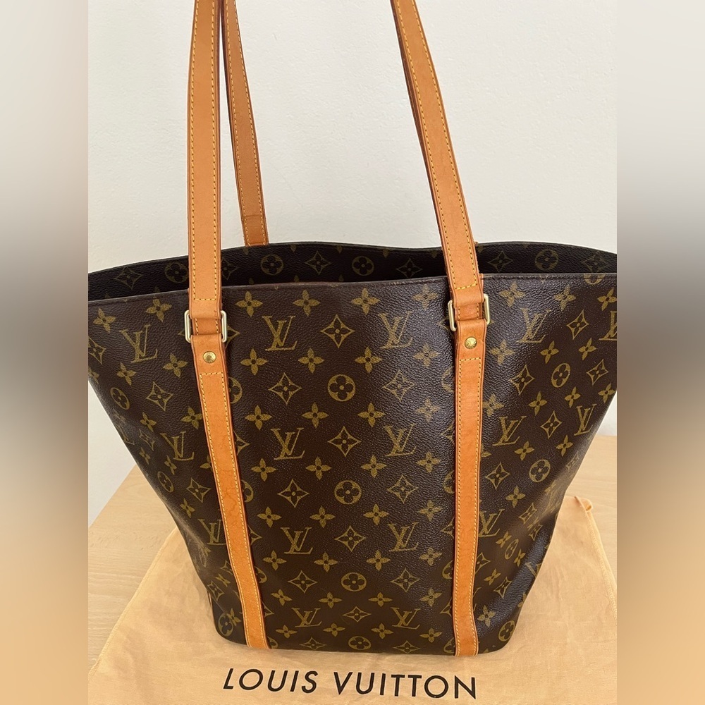 ❗️SOLD❗️


Louis Vuitton Sac Shopping Tote Large GM EUC 2001 - Picture 5 of 16